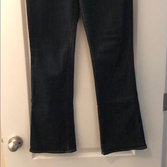 Jeans - Picture 2 of 5